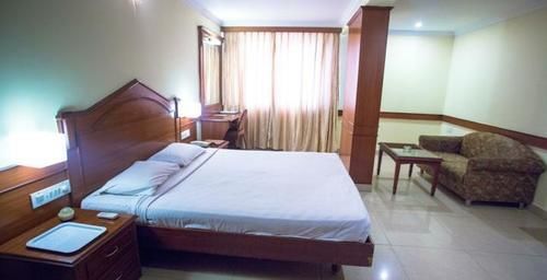 Hotel Nandhini - Minerva Circle Bangalore Luaran gambar